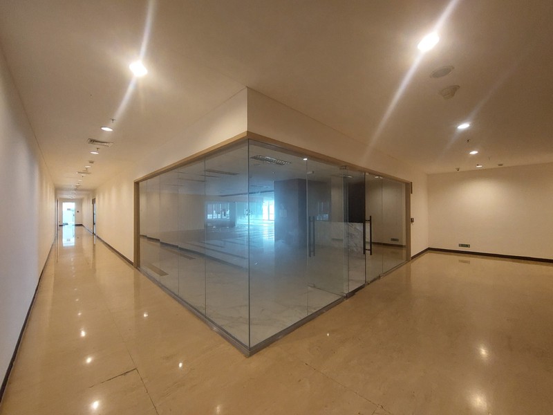 Kantor Disewakan di Menara Sentraya Blok M - Lokasi Strategis Bebas Ganjil Genap