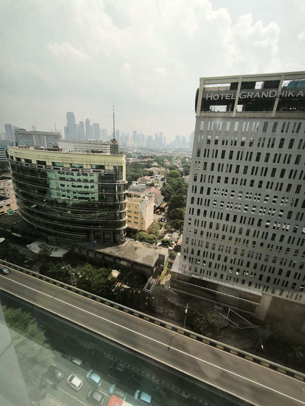 Kantor Disewakan di Menara Sentraya Blok M - Lokasi Strategis Bebas Ganjil Genap