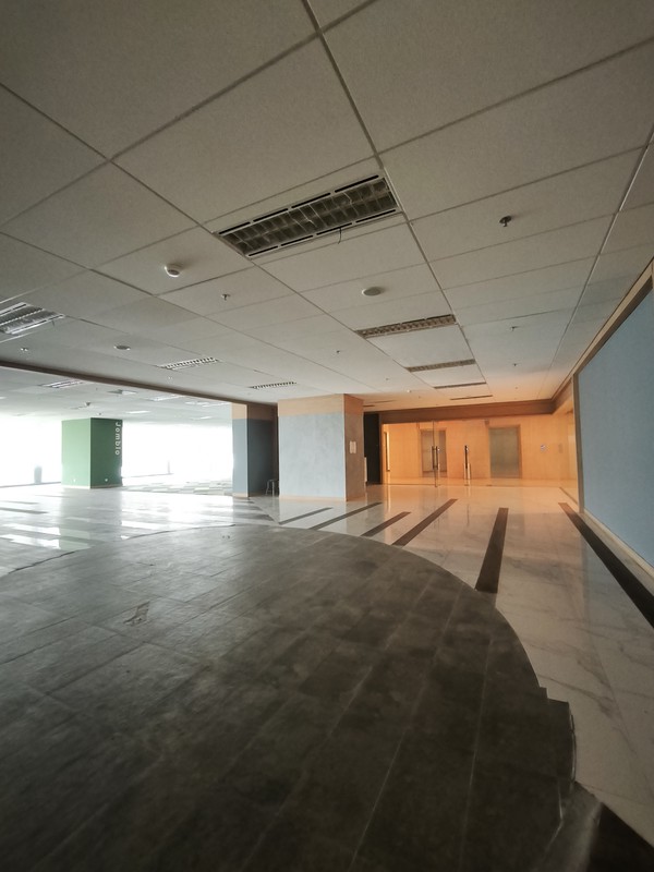 Kantor Disewakan di Menara Sentraya Blok M - Lokasi Strategis Bebas Ganjil Genap