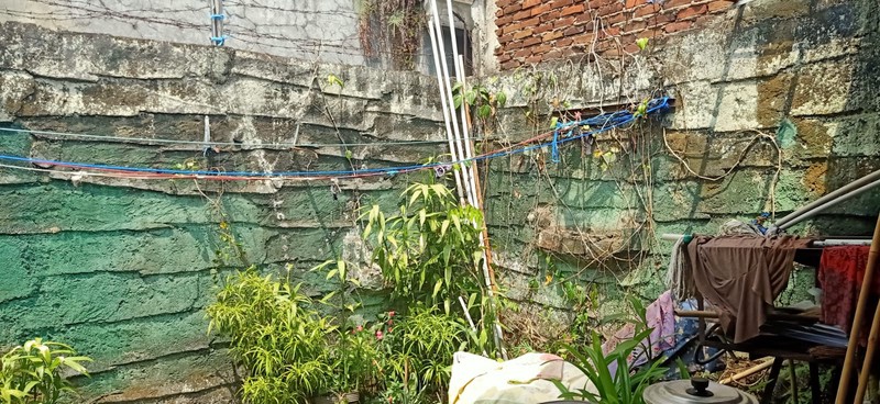 Rumah Lokasi Strategis di Komplek Bahagia Permai Bandung