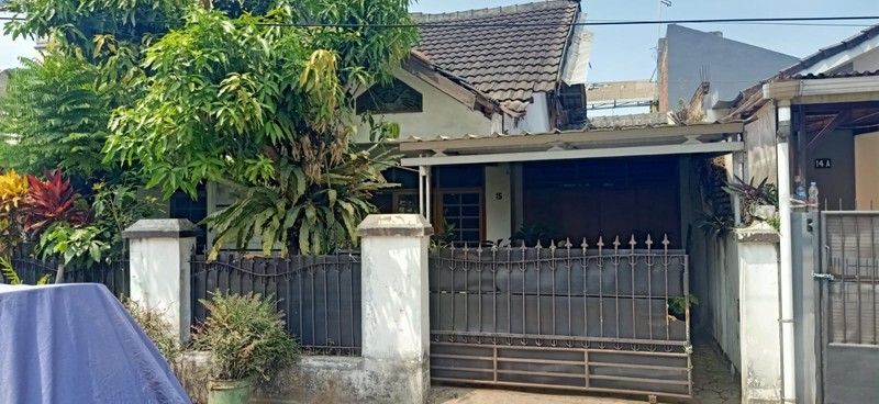Rumah Lokasi Strategis di Komplek Bahagia Permai Bandung