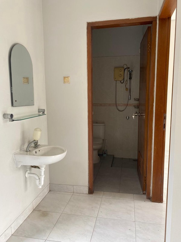 Rumah dalam cluster, siap huni di Bintaro sektor 9.