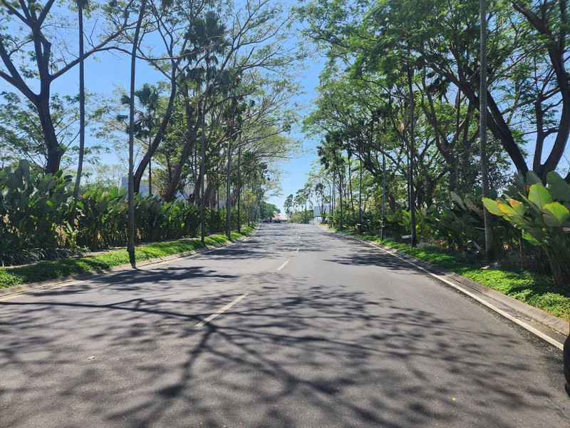 Tanah di Citraland Surabaya Golf Utama Surabaya Barat Dekat G Walk