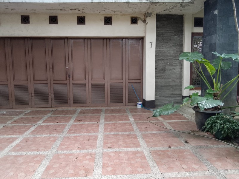 Rumah Usaha Daerah Komersial Buah Batu Mainroad Bandung