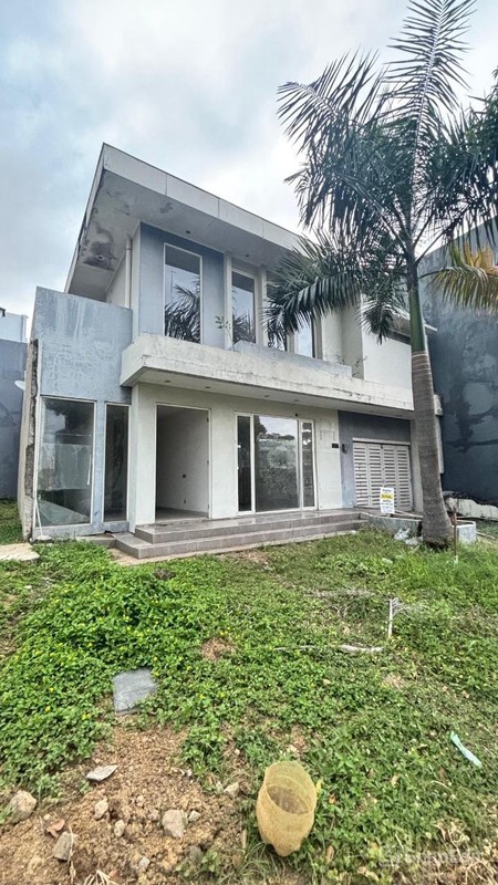 Rumah Dijual di Citraland WaterFront Surabaya Barat