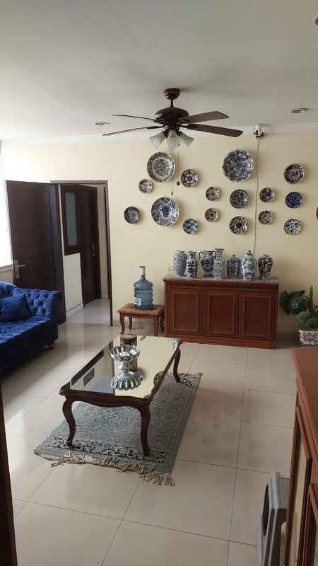 Lebak bulus bona indah rumah rapih dalam komplek dekat tb simatupang