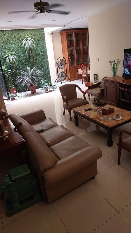 Lebak bulus bona indah rumah rapih dalam komplek dekat tb simatupang