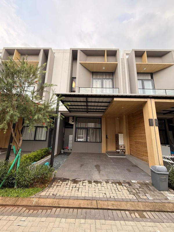 Rumah rapi siap huni full furnished Tanakayu BSD