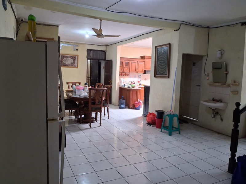 Dijual Rumah di Area Strategis Cilandak Barat