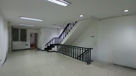 Disewakan ruko di lantai 2 luas 80 meter di Bona Indah Plaza lebak bulus