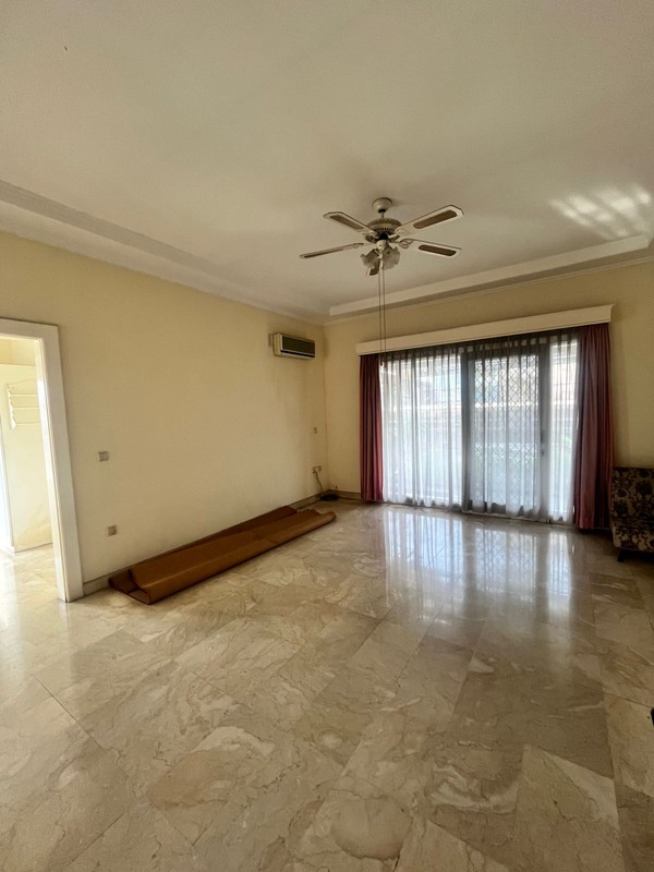 Dijual Rumah di lokasi strategis jl Adhyaksa Raya Lebak Bulus