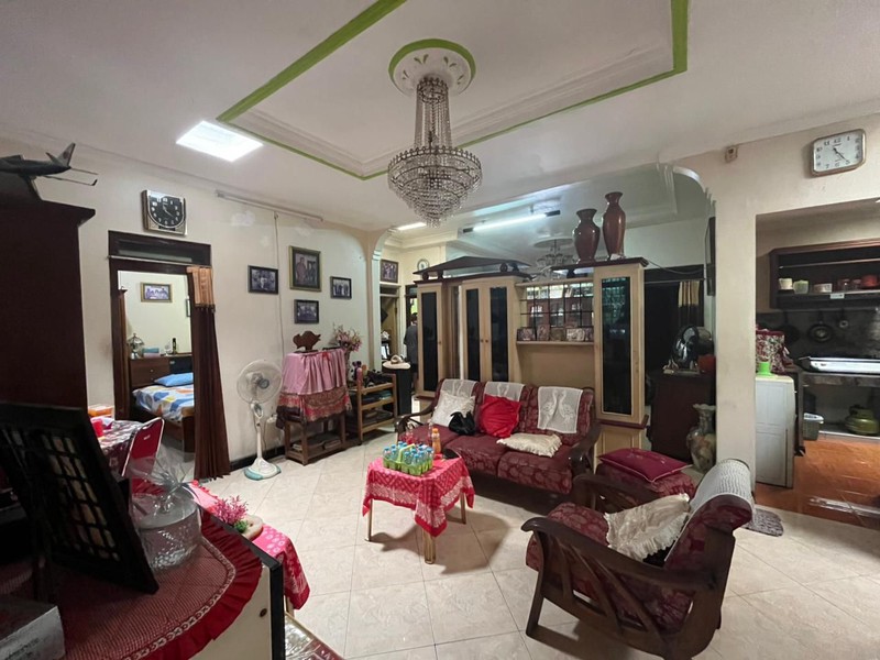 Jual Rumah Nyaman & Luas di Waru Sidoarjo - SHM, 4 Kamar