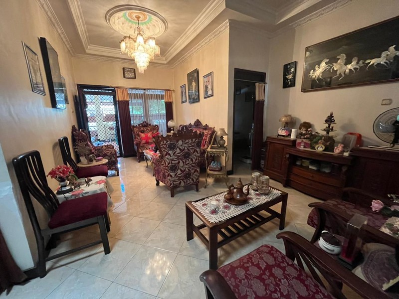 Jual Rumah Nyaman & Luas di Waru Sidoarjo - SHM, 4 Kamar