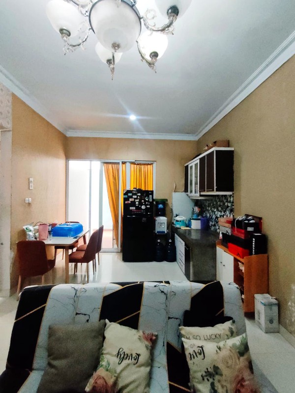 Rumah Minimalis Dalam Perumahan Dekat LRT Cibubur