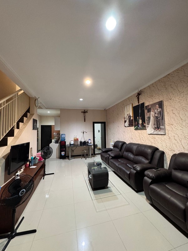 DIJUAL RUMAH LEBAK ARUM - 2 Lantai, SURABAYA TIMUR