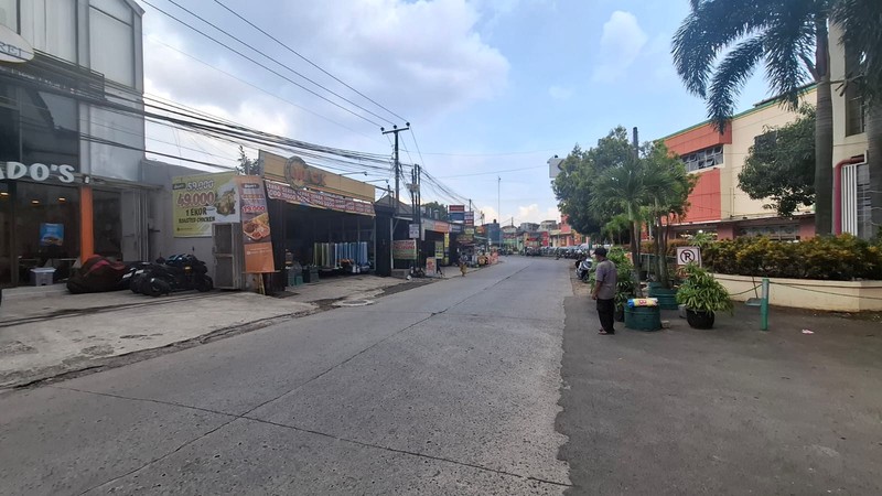 Ruang Usaha di area ramai, padat hunian, daerah Antapani Bandung