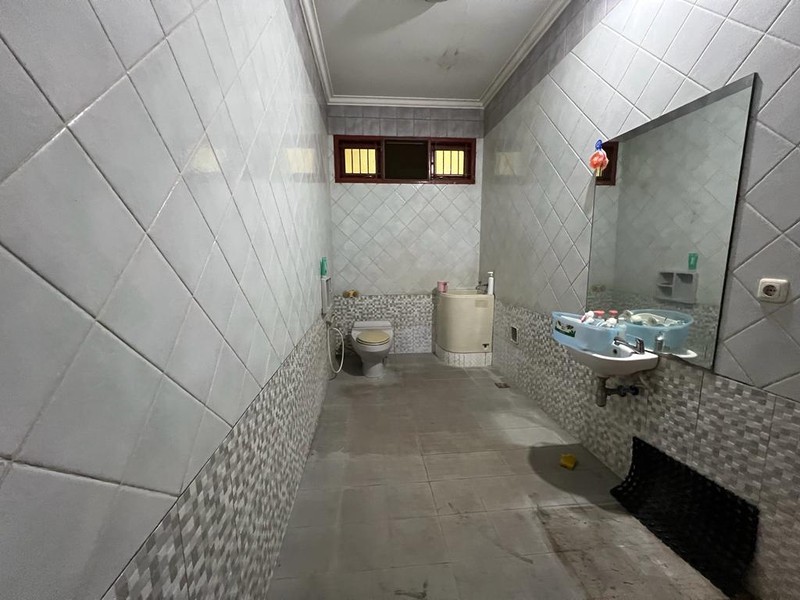 Rumah ini lokasi dekat dengan Cilandak Town Square, TB Simatupang, Fatmawati, Tol Pondok Pinang.