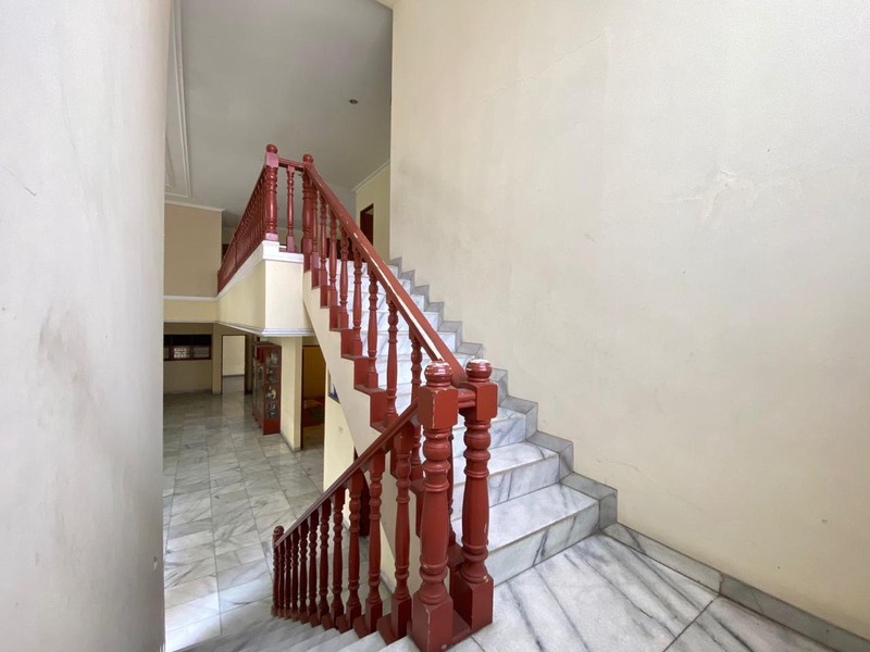 Rumah ini lokasi dekat dengan Cilandak Town Square, TB Simatupang, Fatmawati, Tol Pondok Pinang.