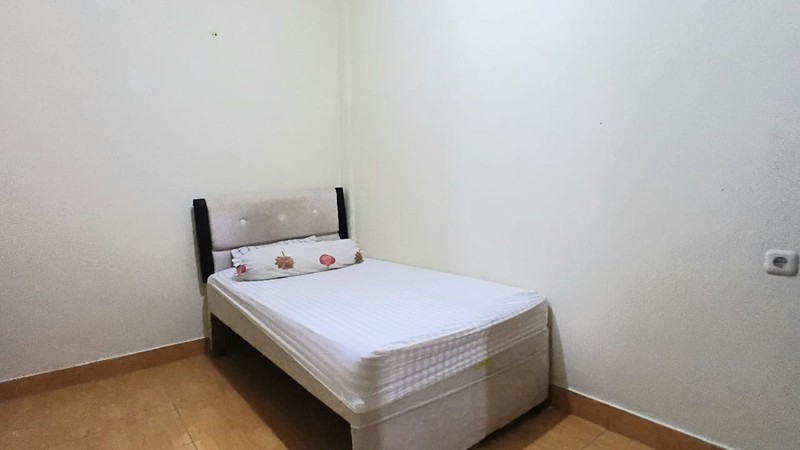 Dijual Rumah Kos 4 Lantai di Bukit Duri Utara, Tebet - Lokasi Strategis, 22 Kamar, Siap Operasional