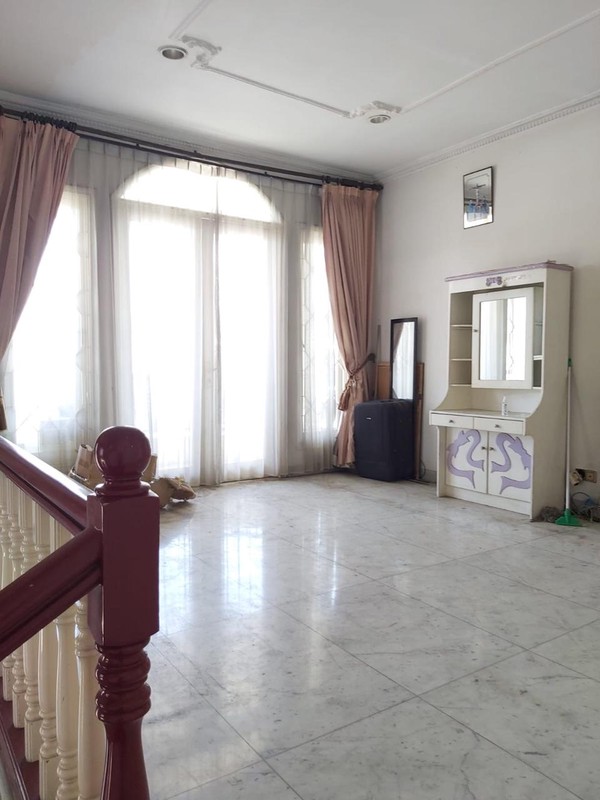 Rumah DiJual Murah Di Kebon Jeruk Intercon