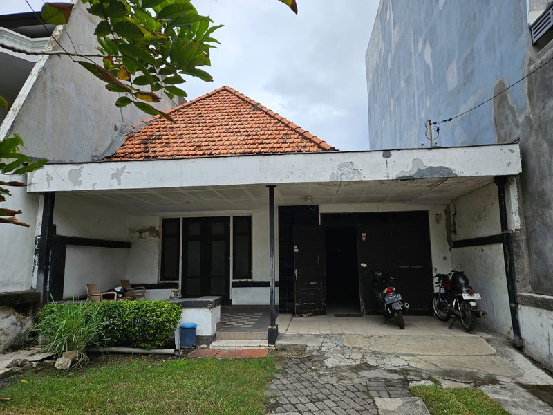 Dijual Rumah di Jalan Trunojoyo Surabaya Pusat