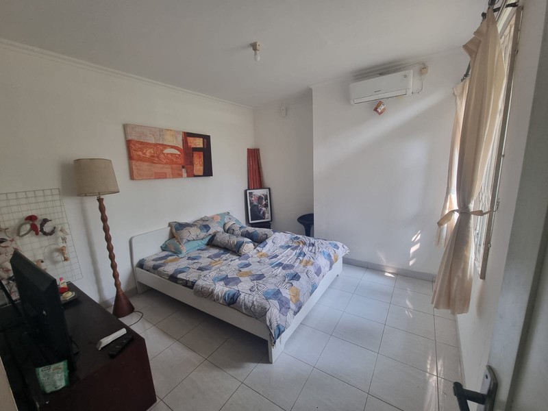 Rumah Hoek 1 lantai Sektor IX bintaro Jaya