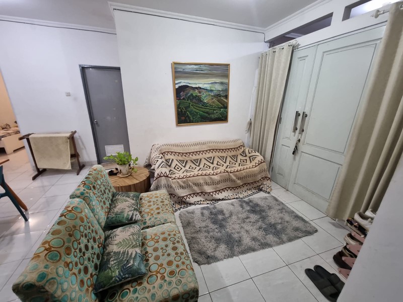 Rumah Hoek 1 lantai Sektor IX bintaro Jaya