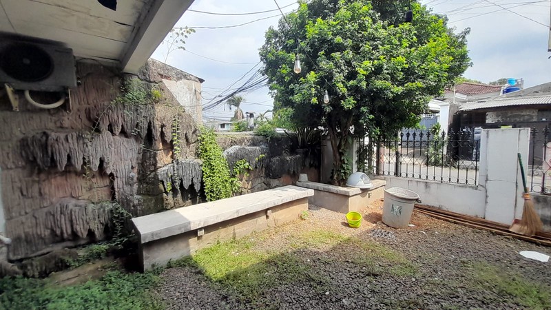 Rumah 2 Lantai di Duren Sawit Jaktim
