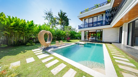 Freehold  - Ubud Hideaway Rooftop Garden Villa with Stunning Mount Agung Views, Bali