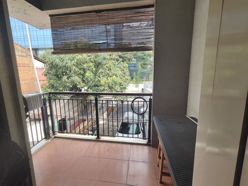 Rumah Luas Harga Hitung Tanah di Depan Mall Kokas dan Apartemen Casa Grande Residence, Menteng Pulo, Jakarta Selatan