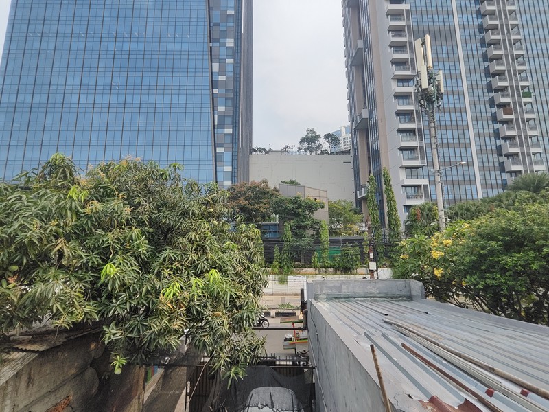 Rumah Luas Harga Hitung Tanah di Depan Mall Kokas dan Apartemen Casa Grande Residence, Menteng Pulo, Jakarta Selatan