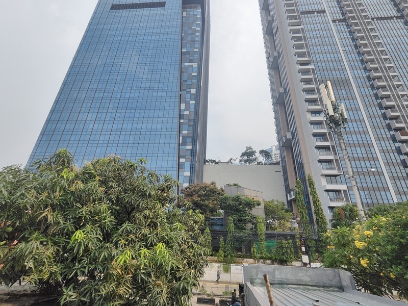 Rumah Luas Harga Hitung Tanah di Depan Mall Kokas dan Apartemen Casa Grande Residence, Menteng Pulo, Jakarta Selatan