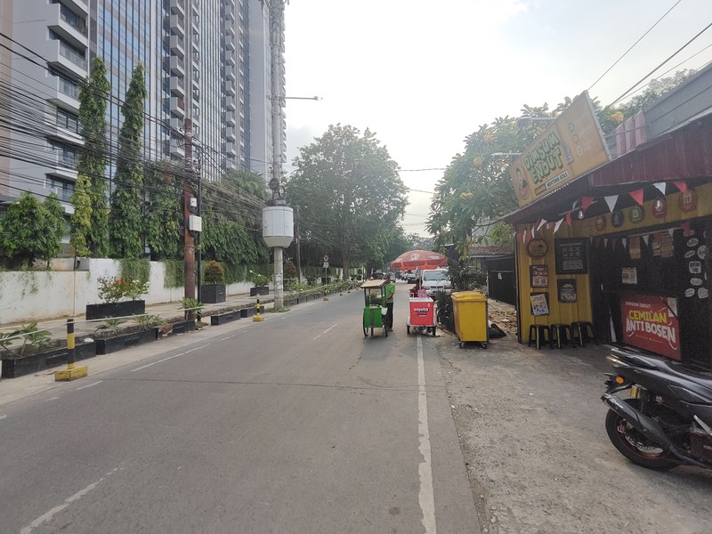 Rumah Luas Harga Hitung Tanah di Depan Mall Kokas dan Apartemen Casa Grande Residence, Menteng Pulo, Jakarta Selatan
