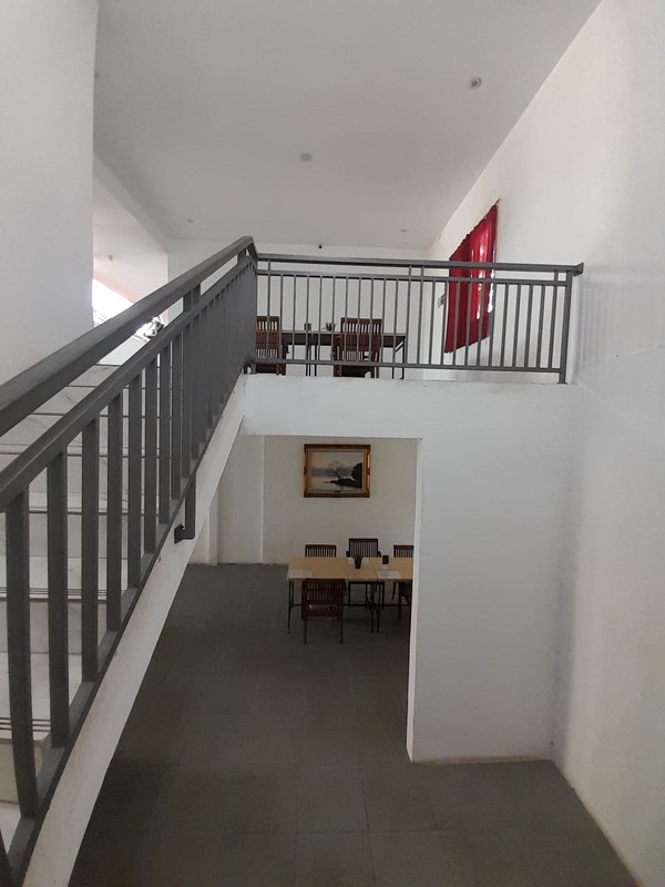 Dijual Rumah 2 Tingkat Red Doorz Hotel Lokasi Strategis Di Senen, Jakarta Pusat