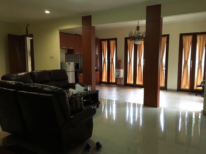 Rumah 2 Lantai Dalam Cluster di Grand Bintaro Garden, Sawah Baru, Ciputat