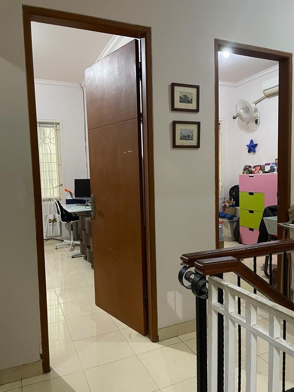 Rumah Minimalis Dalam Komplek 4 Kamar Tidur Siap Huni