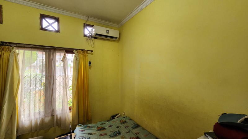 Rumah 2 Lantai di Jatiwaringin Asri Pondok Gede