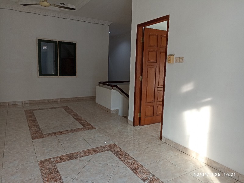 Rumah Sunter 2 Lantai