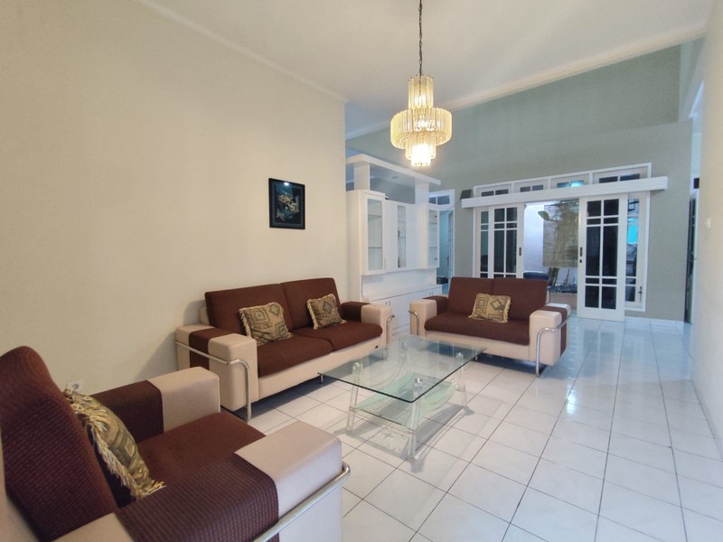 Rumah Mewah Siap Huni, Furnish, Lokasi Dalam Perumahan Perum Puri Gejayan Indah Condongcatur