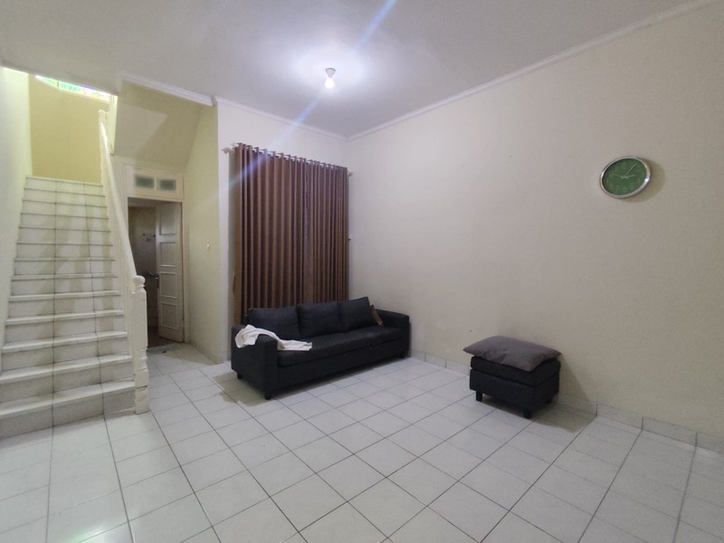 Rumah Mewah Siap Huni, Furnish, Lokasi Dalam Perumahan Perum Puri Gejayan Indah Condongcatur