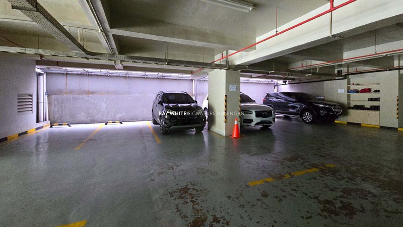 Dijual Gedung 7 Lantai Siap Pakai Di Kebayoran Baru , Lokasi Strategis