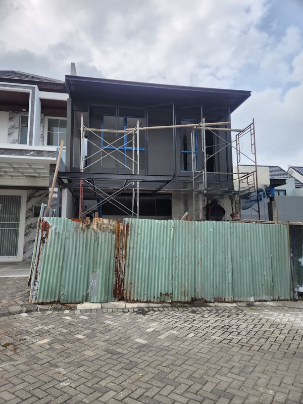 Murah 2 M-an Rumah Baru Citraland Surabaya Dekat Pakuwon Indah, Graha Family, Dian Istana, Royal Residence