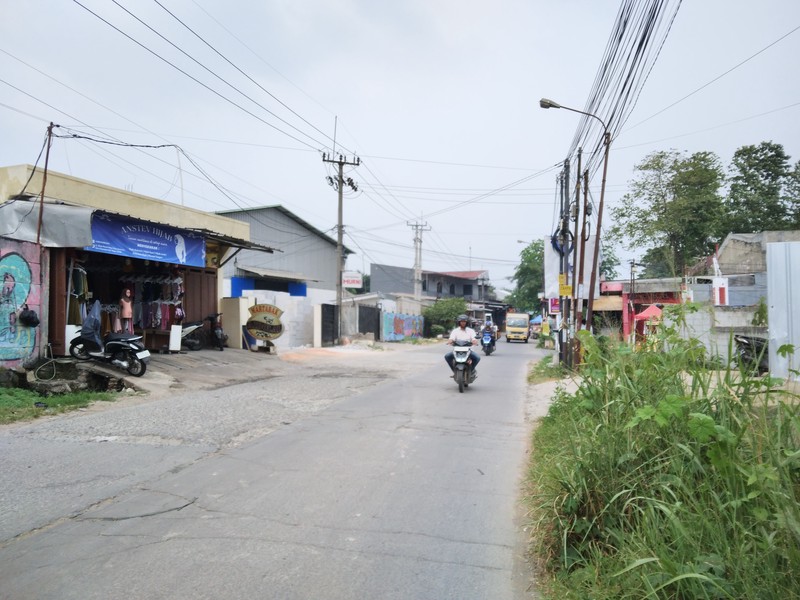 Gudang di cileungsi bisa masuk kontener 40 fit harga nego