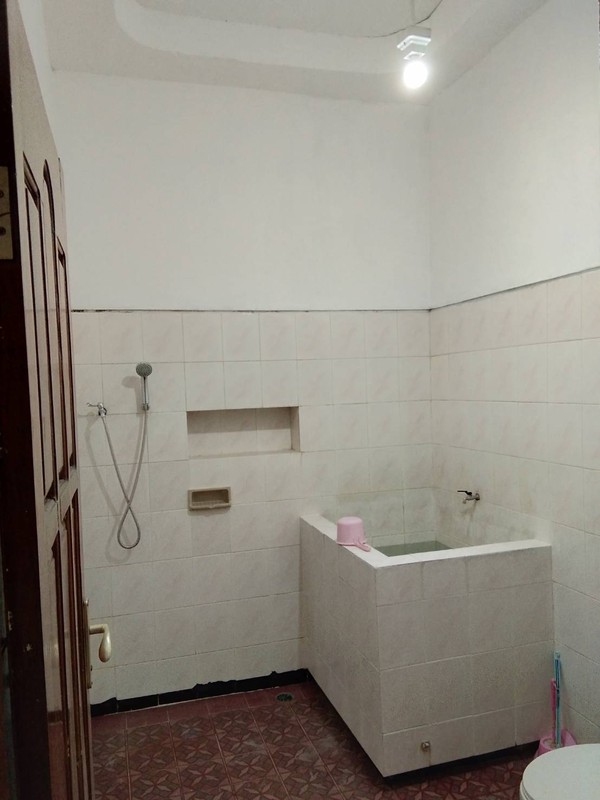 Dijual 198 m2 Rumah Petemon Sidomulyo - Surabaya Pusat Kota - Garasi Carport 2 Mobil Dekat Jl.Pacuan Kuda, Jl. Tidar , BG Junction , Jl. Arjuno