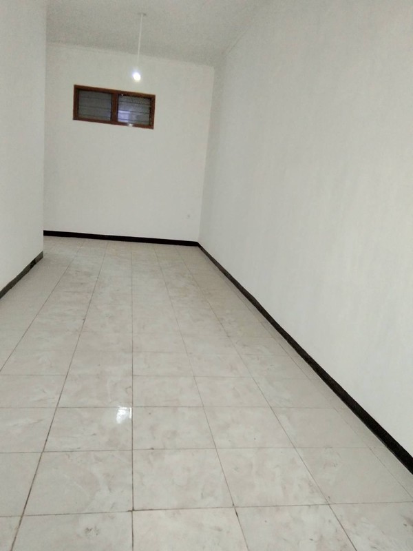 Dijual 198 m2 Rumah Petemon Sidomulyo - Surabaya Pusat Kota - Garasi Carport 2 Mobil Dekat Jl.Pacuan Kuda, Jl. Tidar , BG Junction , Jl. Arjuno