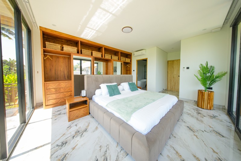 Freehold - Ubud Hideaway Rooftop Garden Villa with Stunning Mount Agung Views, Bali