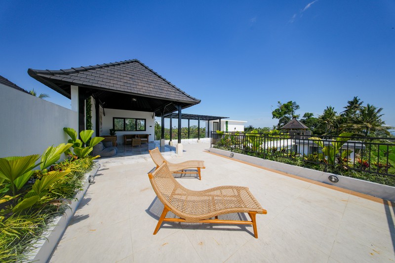 Freehold - Ubud Hideaway Rooftop Garden Villa with Stunning Mount Agung Views, Bali