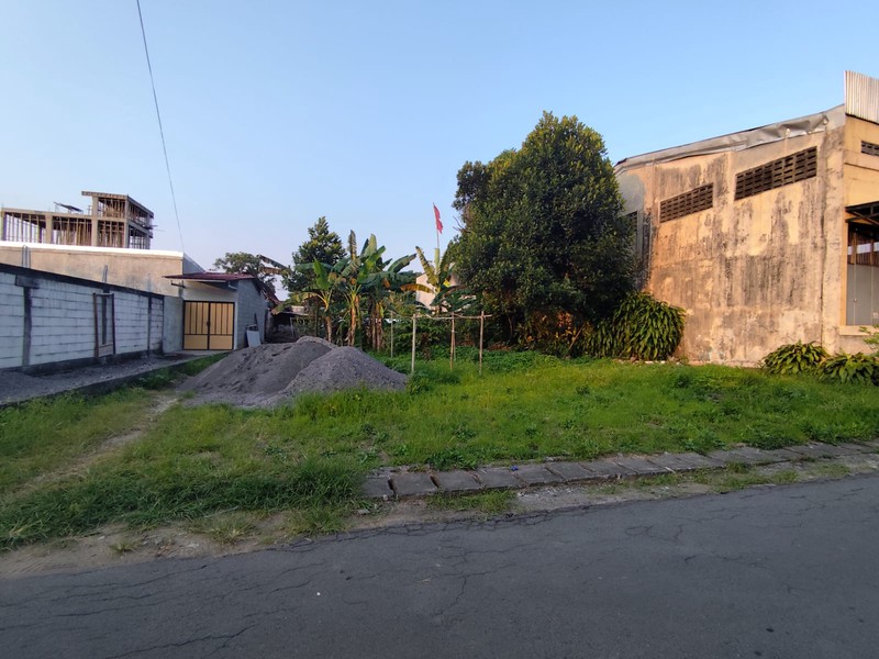 Hanya 50 Meter Dari Jalan Kabupaten Tanah 654 Meter Persegi Dekat Pemkab Sleman
