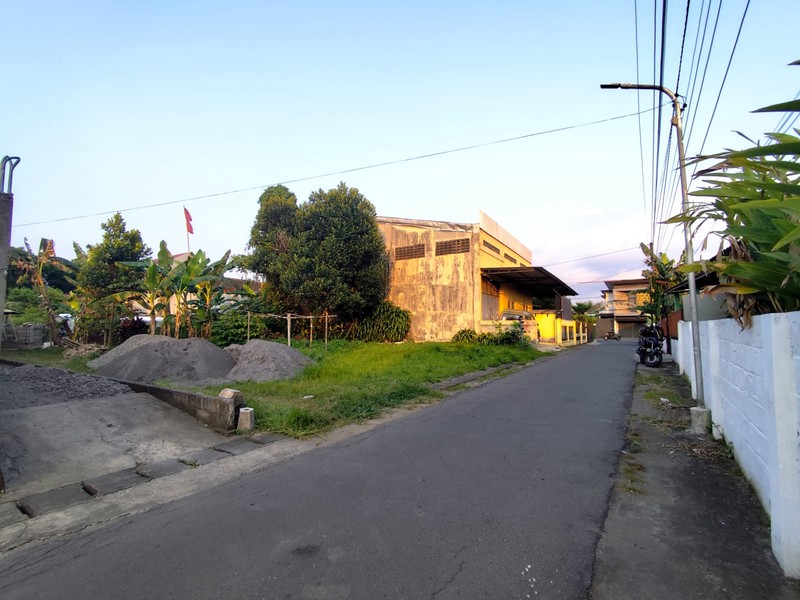 Hanya 50 Meter Dari Jalan Kabupaten Tanah 654 Meter Persegi Dekat Pemkab Sleman