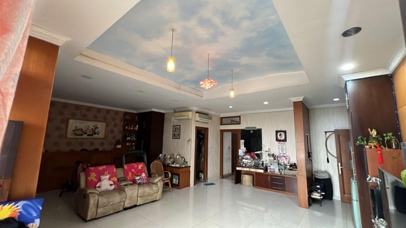 Ruko Makaliwe 4½ Lantai  336 m&#xb2;  Grogol  Jakarta Barat 